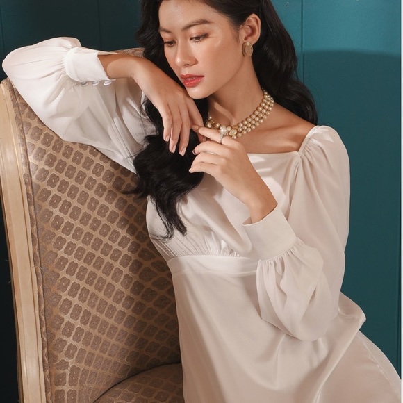 Silk Square Neck Wedding Dress - Picture 2 of 3